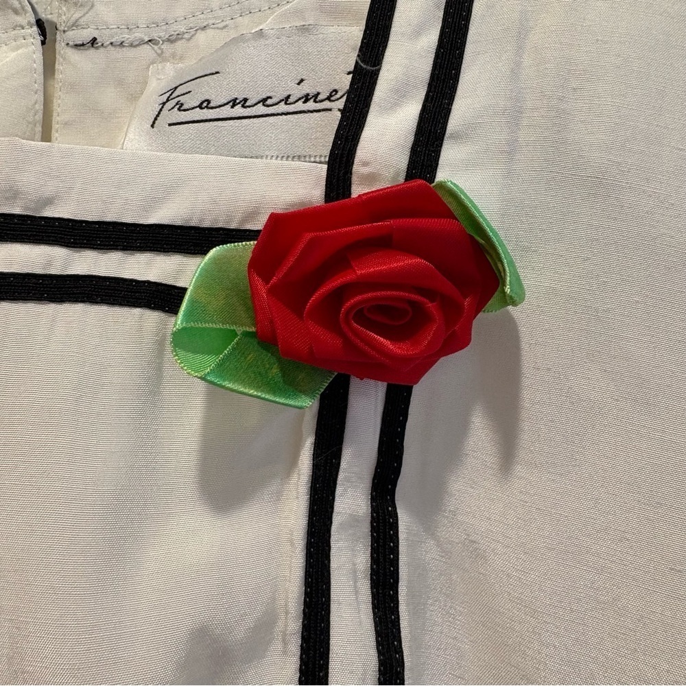 Vintage Francine B White Rosette Blouse - Size 5/6 - Picture 2 of 8